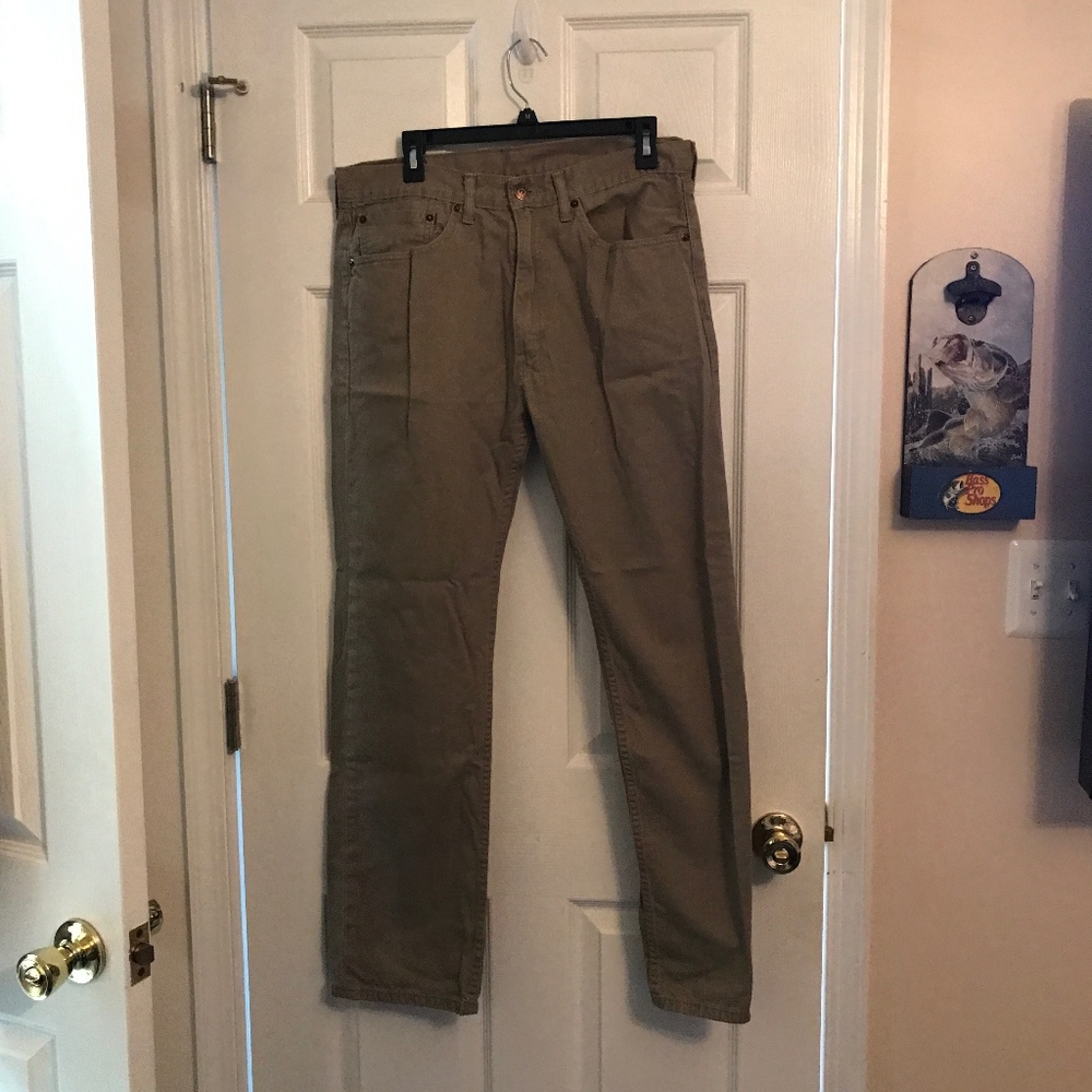 Levi Relaxed Straight Leg Jeans 34x32 Chino
